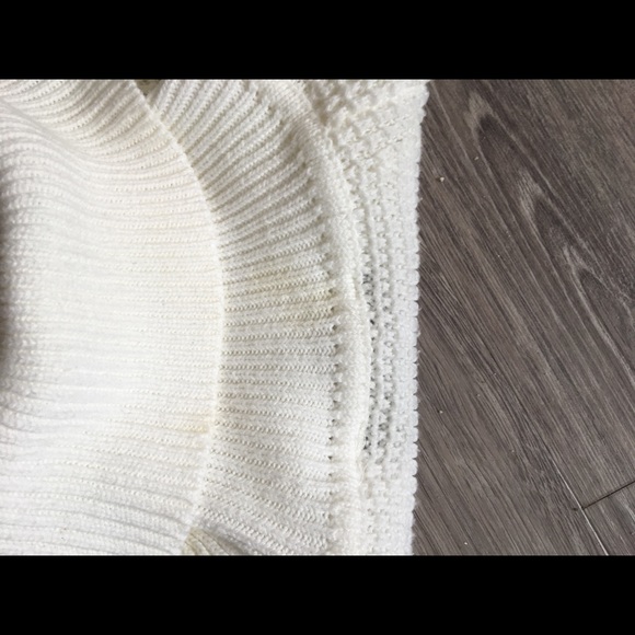 White warm turtleneck sweater dress - Picture 3 of 4